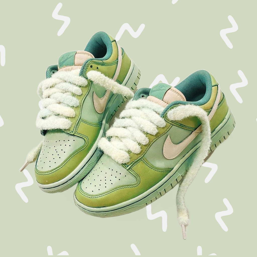 Thick lace nike dunk, fury shoe lace , fury nike dunks , custom dunks , green and pink dunks , mrskicks customs , shoe customiser , sneaker designer , shoe painter , custom shoes , personalised trainers , bespoke footwear, create your own custom shoes , thick lace customs 