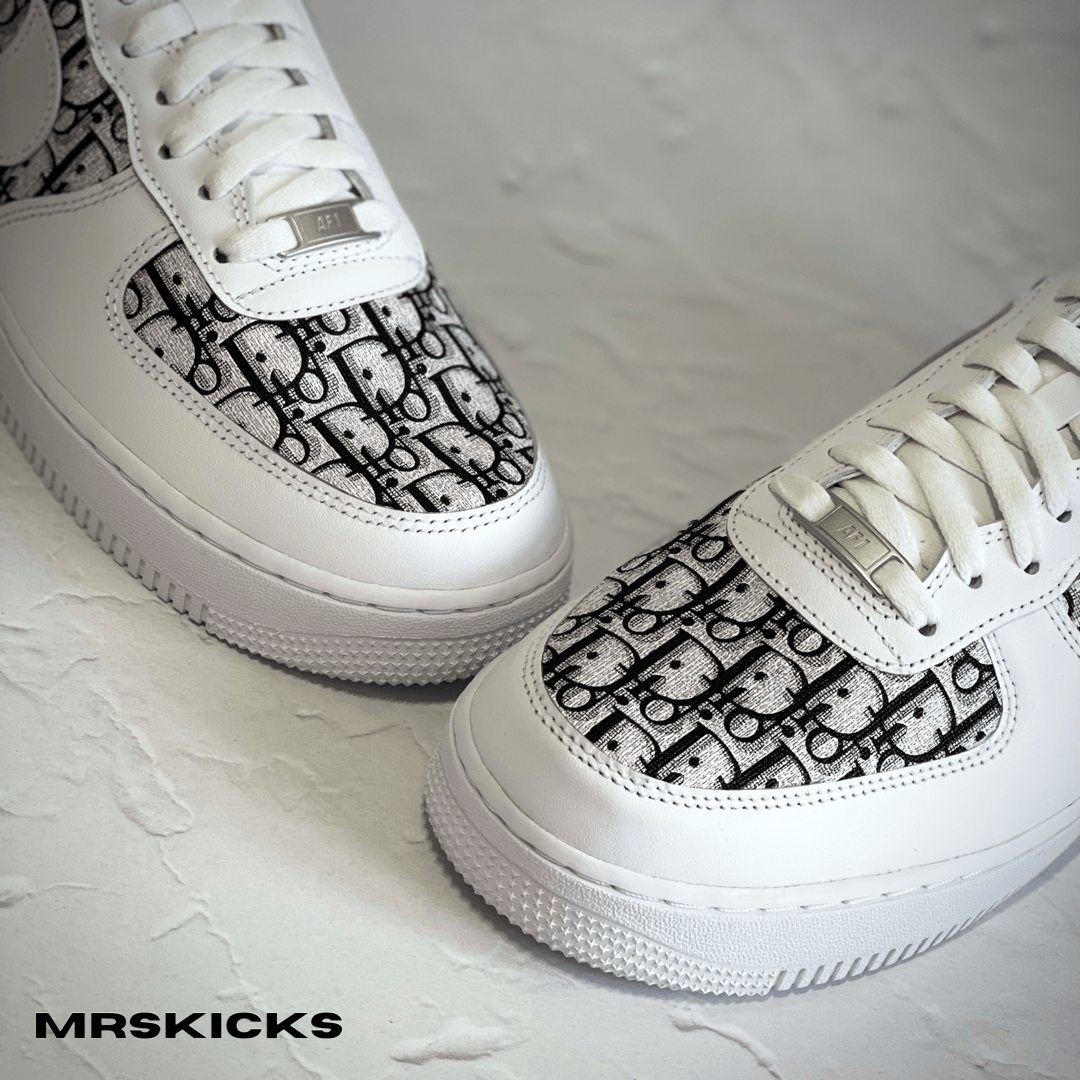 Custom top white nikes